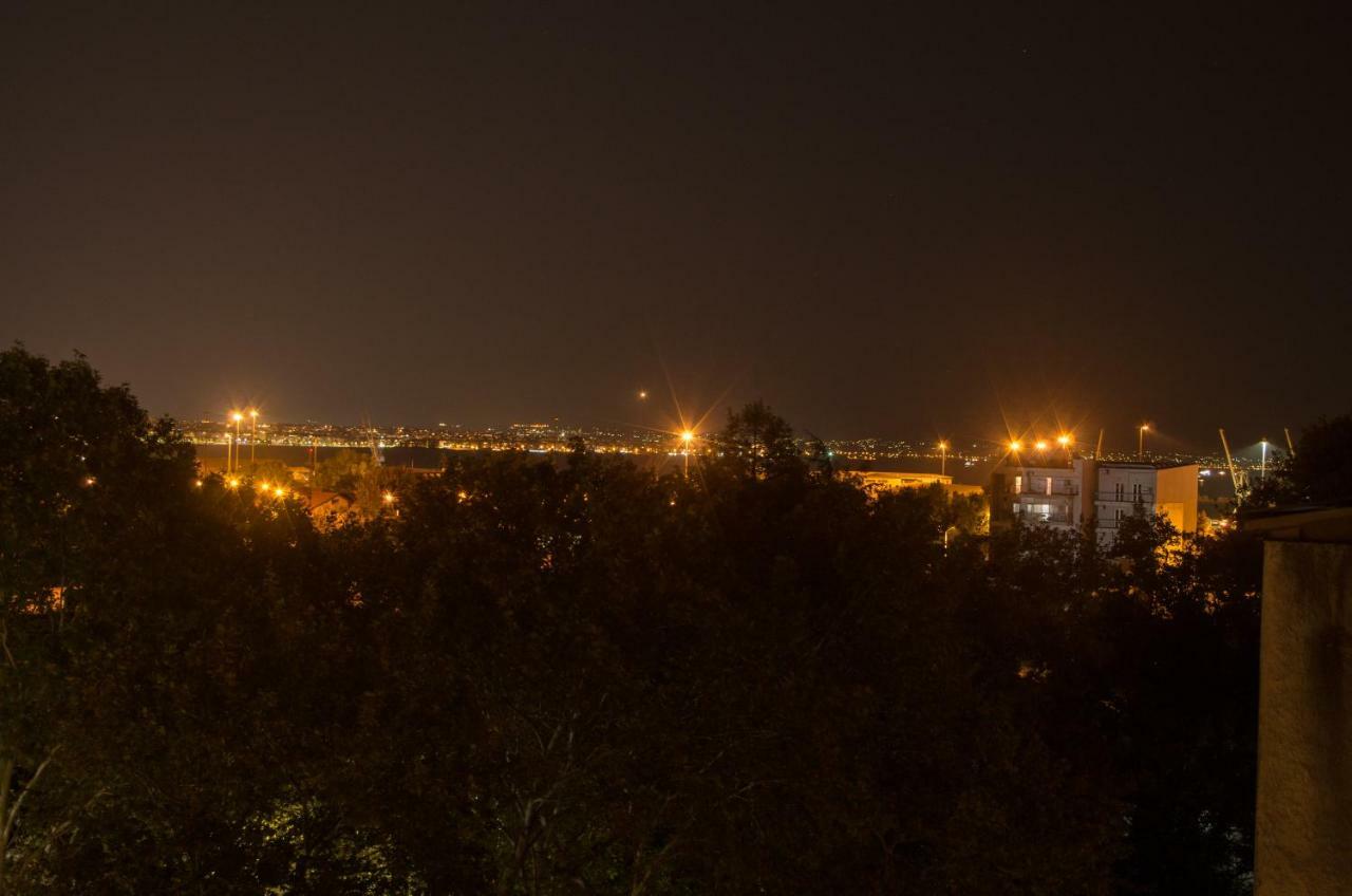Ferienwohnung Great View Luxury Living-Metro Station Thessaloniki Exterior foto